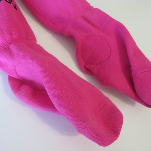 DSG Girl's Pink Soccer Shin Guard / Sock Combo Size : XS  For Ages : 4-6Y GUC - Picture 2 of 4